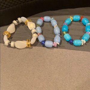 3 Large bead elastic bracelet euc S#34